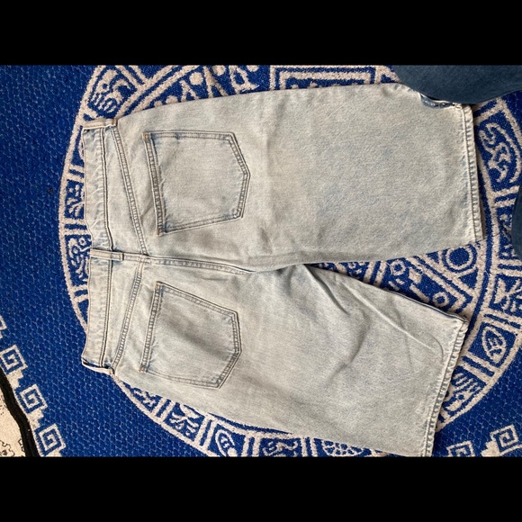 Short - Picture 3 of 5